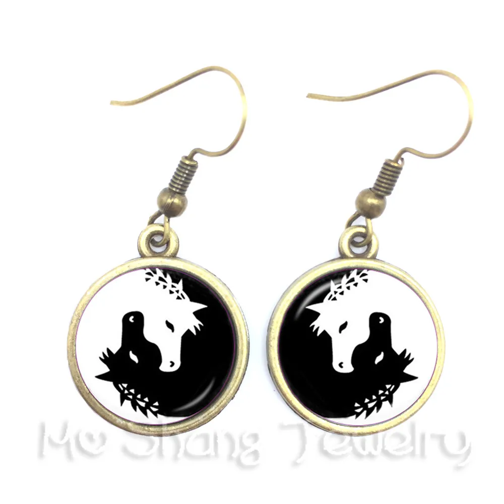 Yin Yang Glass Earrings Black and White Flower Symbol Jewelry Pendant Natural Rustic Boho Style Symbolizing Harmony