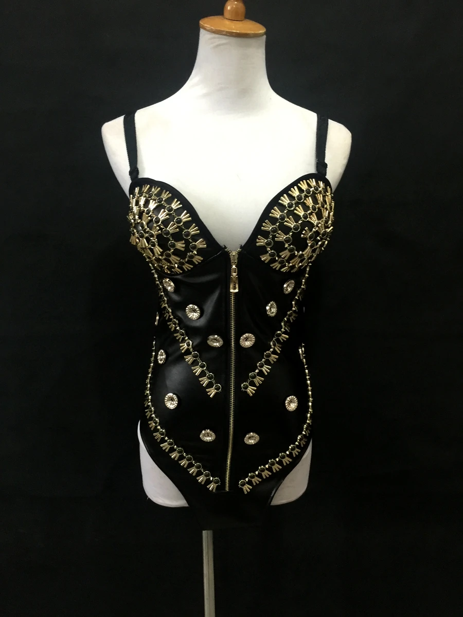 หนังสีดําสูงแยกบอดี้สูทคริสตัล Rivet เสื้อแจ็คเก็ตสั้นผู้หญิงนักเต้นนักร้องแจ๊สชุดเต้นรําบาร์ไนท์คลับเครื่องแต่งกาย