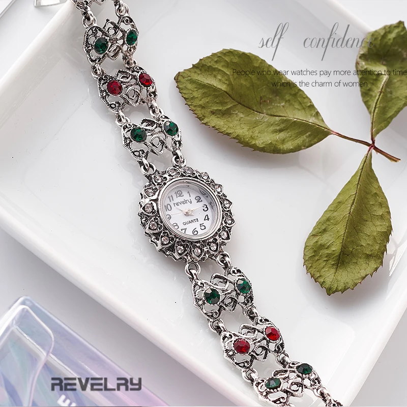 2022 New Fashion Bracelet Women Watches Top Brand Luxury Rhinestone Ladies Quartz Women Watches Relogio Feminino Montre Femme