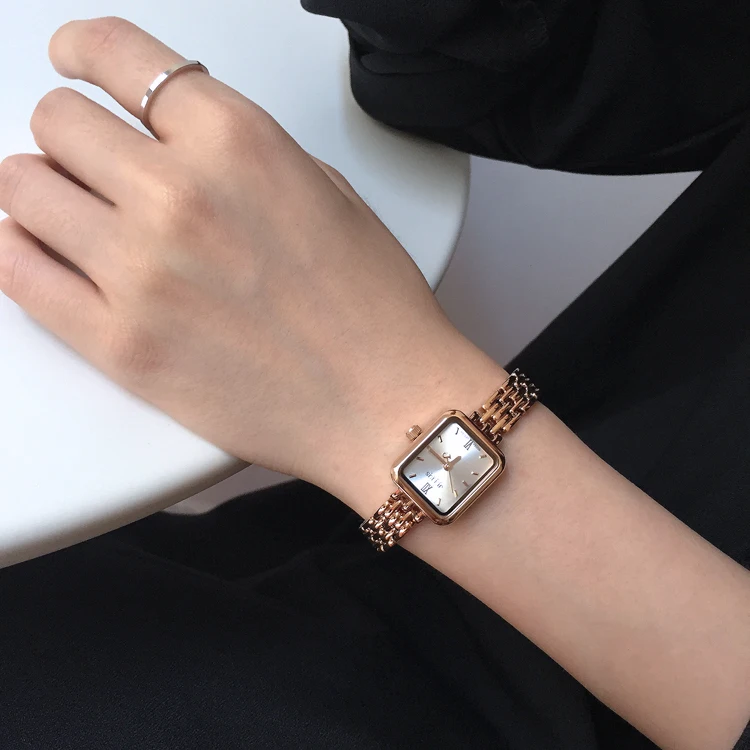 2019 Woman Square style small dial luxury waterproof Lady steel watch strap quartz Watch