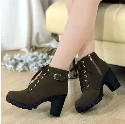 Women Boot 2018 Autumn Winter Velvet Short Ankle Snow Botas Thick Heels Wild Black Matte Female Miss Female Feminina Women Shoes