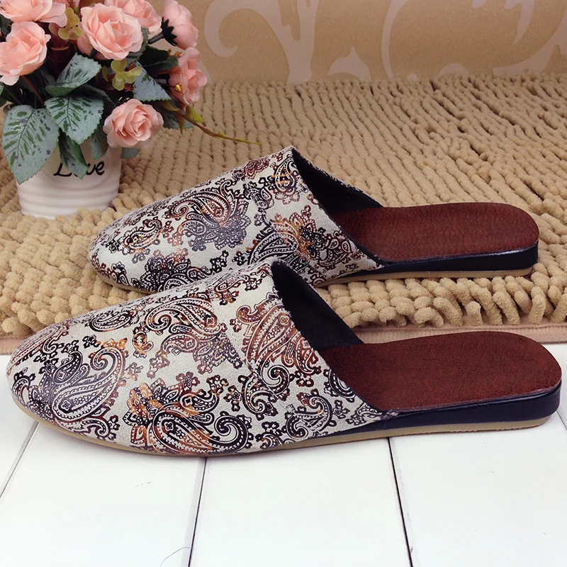 Couple\'s Spring Home Slippers Floral Prints Faux Suede Anti-Skip Autumn Indoor Shoes for Men and Women Casual Shoes