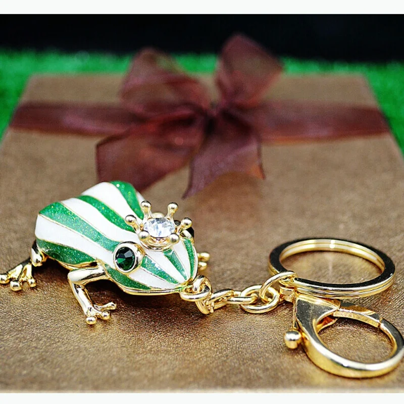 Crystal Rhinestone Big Green Frog Animal Fashion Key Chains Bag Car Jewelry Accessories Souvenir For Women And Men