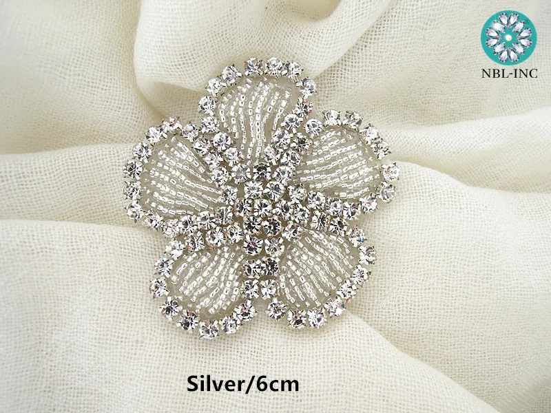 (30pcs) Flower customized silver rhinestone crystal Applique patch gold bridal beaded applique iron on for wedding dress WDD0960