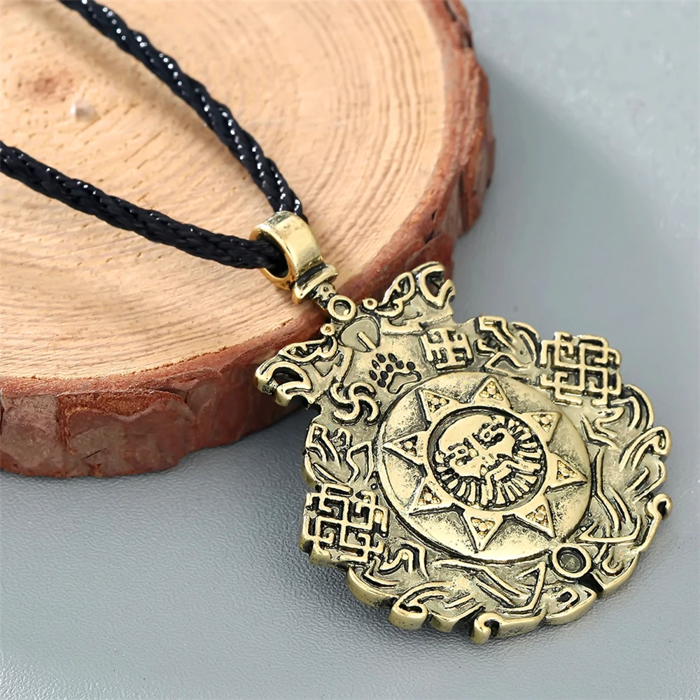 Antique  Jewelry Slavic Night Knight Pendant Slavic Amulet Sun Pendants Nordic Valkyrie viking Bear Paw Wolf Necklace Gift