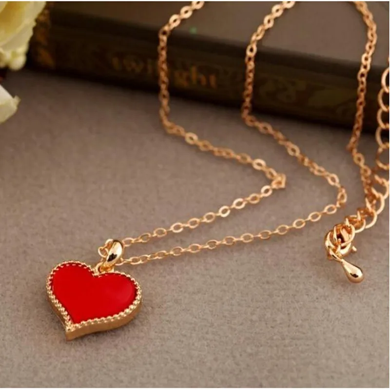 New Fashion Vintage New Gossip Girl Serena Red Heart With Love Pendant Necklace Clavicle Chain Models Wholesales