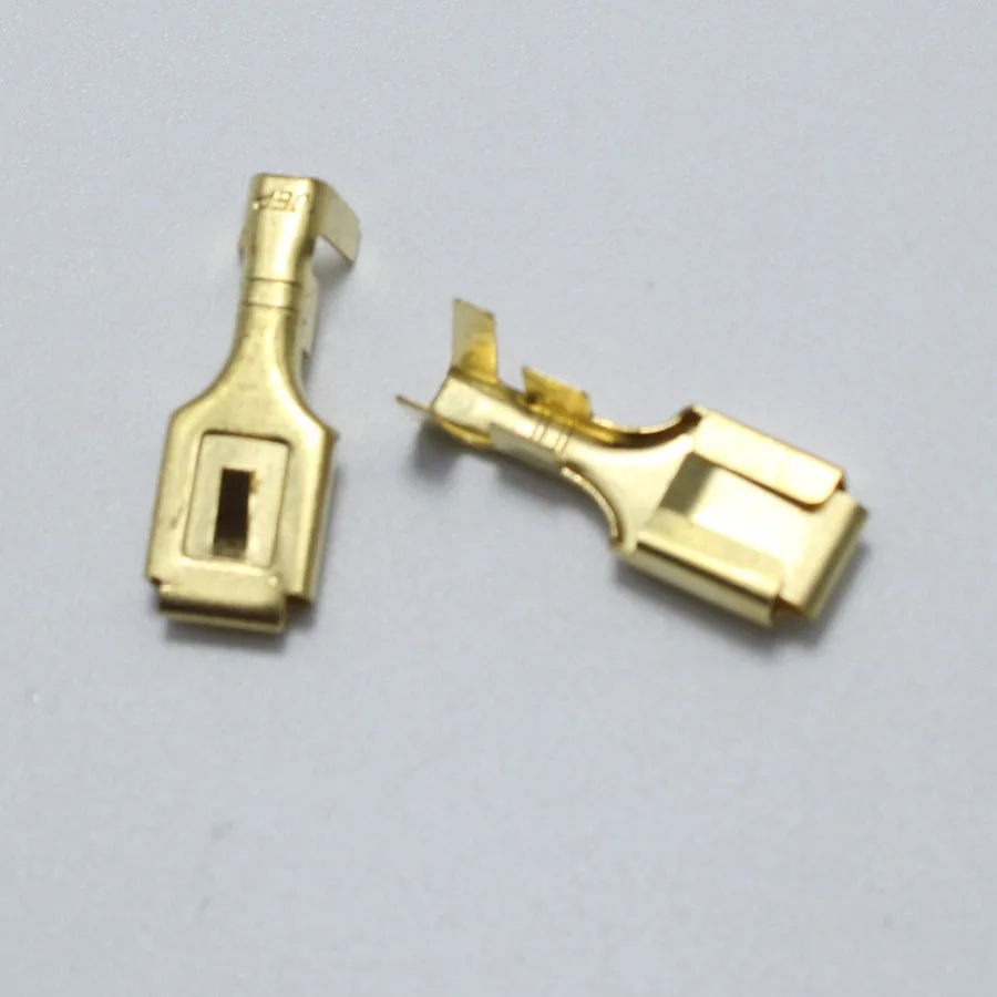 20 قطعة 7.8 مللي متر النحاس الإناث تجعيد محطة موصلات مع قفل سيارة السيارات موصل المجرف محطات #5