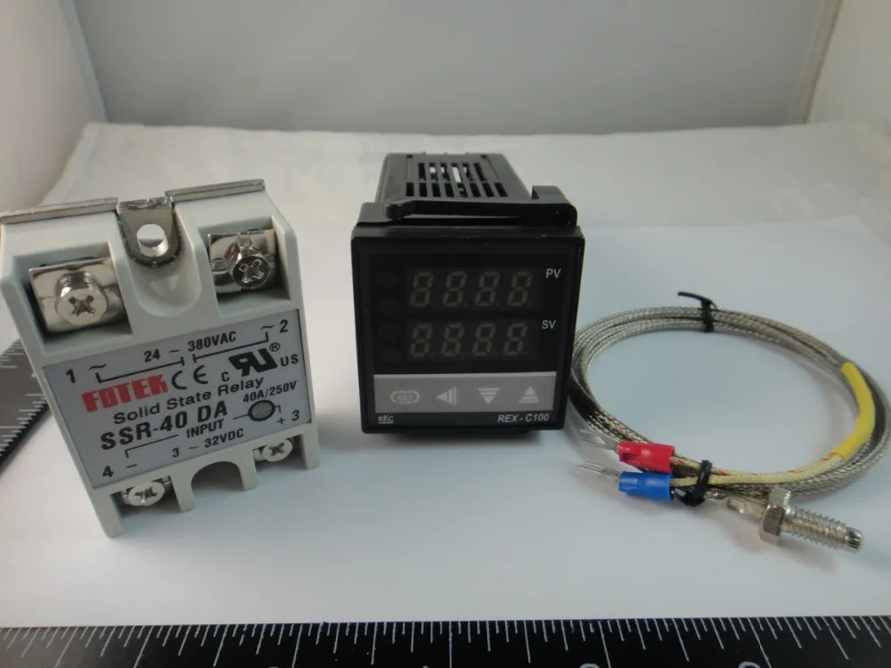 

Digital PID Temperature controller + max.40A SSR + K thermocouple probe