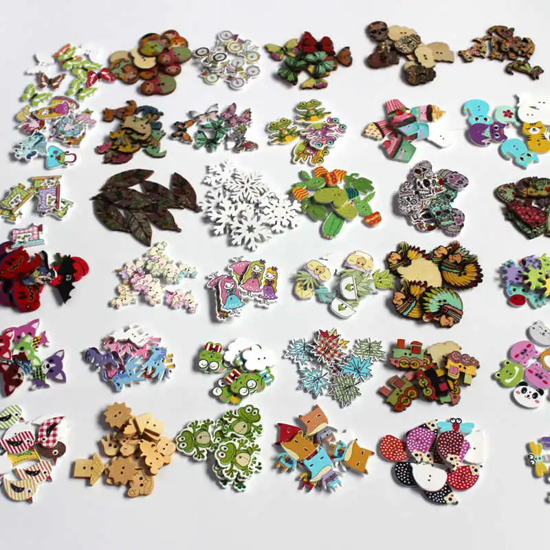 30-50pcs/lot Colorful  Buttons Baby Children Clothing Sewing Accessories DIY Crafts mix 2Hole WoodenButtons For Scrapbooking L-4