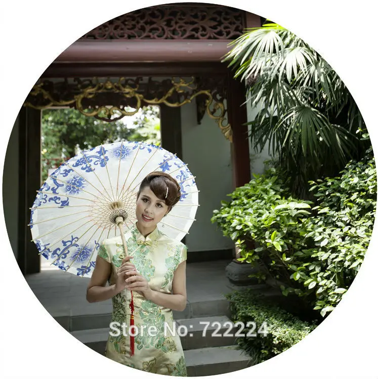 

Dia 84cm Chinese Ancient Blue-and-white Handmade Oilpaper Umbrella Traditional Craft Waterproof Parasol Decoration Prop Umbrella