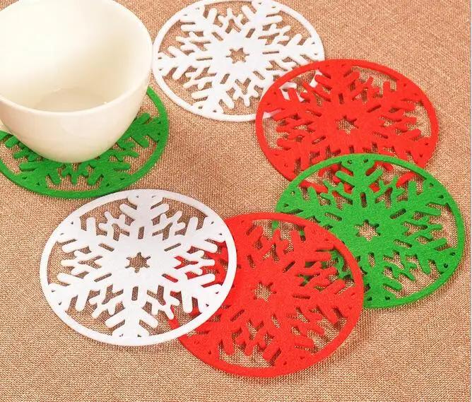 New Arrive Merry Christmas Snowflakes Cup Mat Christmas Decorations Dinner Party Dish Tray Pad for Home Decor