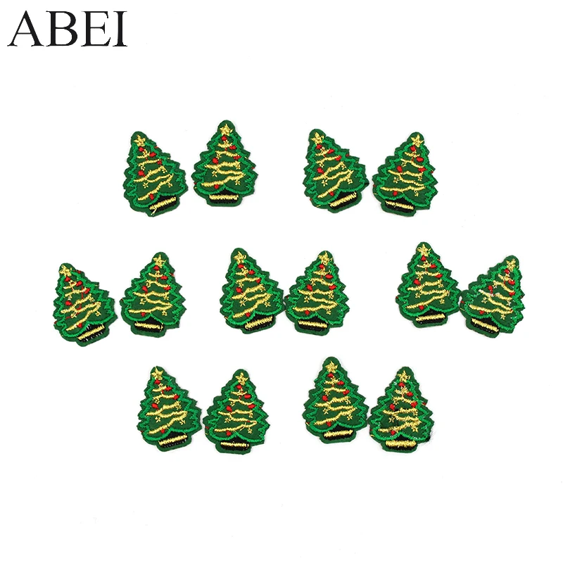 10pcs/lot Embroidered mini Christmas Xmas Tree Patches Iron On Appliqued Diy Clothing Stickers Handmade Patchwork for Hats Shoes