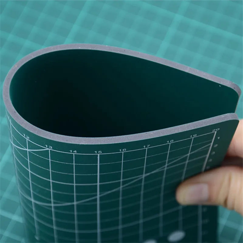 A3 45 × 30cm yeşil ızgara çift taraflı kendinden şifa PVC kesme Mat fare kauçuk ped damga el sanatları oyma ped sanatçı gravür kurulu