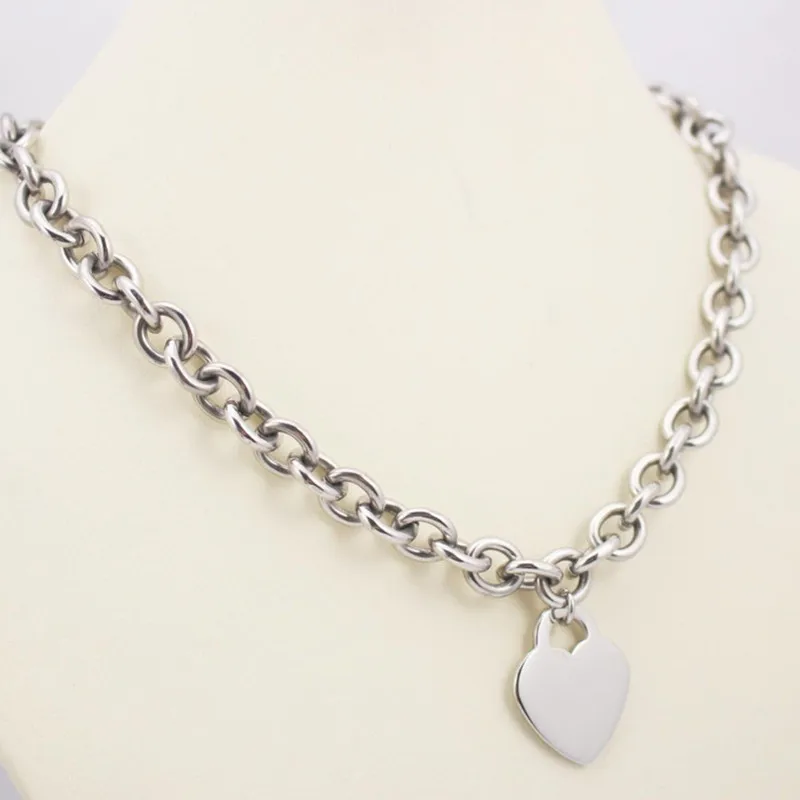 Logo Classic Plain Silvery color Heart Charm Chain Necklace Stainless Steel Women Jewelry High Quality