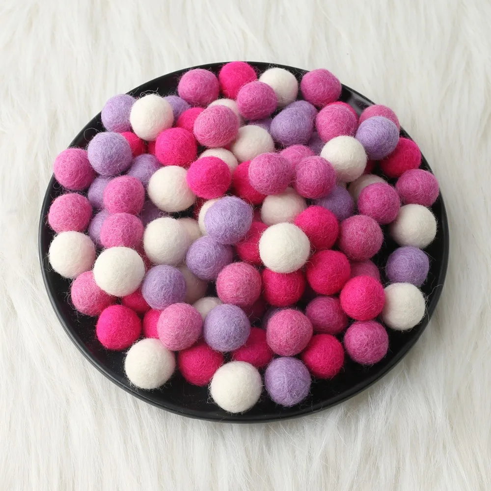 Colorful Felt Craft Balls — product detail 2