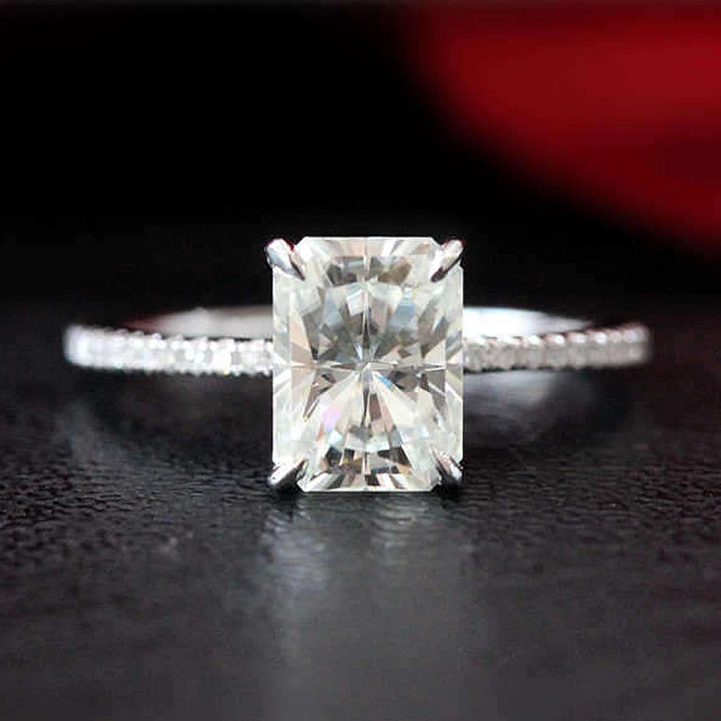 

D Color 2.0ct 6x8mm Radiant Cut Moissanite Engagement Ring 14K White Gold Real Gold Test Positive