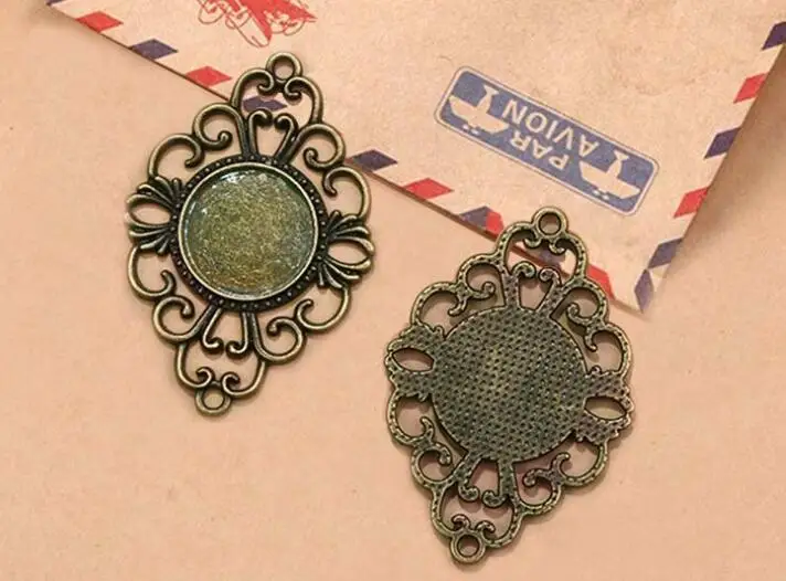 5pcs Antique Silver tone/Antique Bronze Base Setting Tray Bezel Pendant Charm/Finding,Hollow Border,fit 18mm Cabochon/Cameo