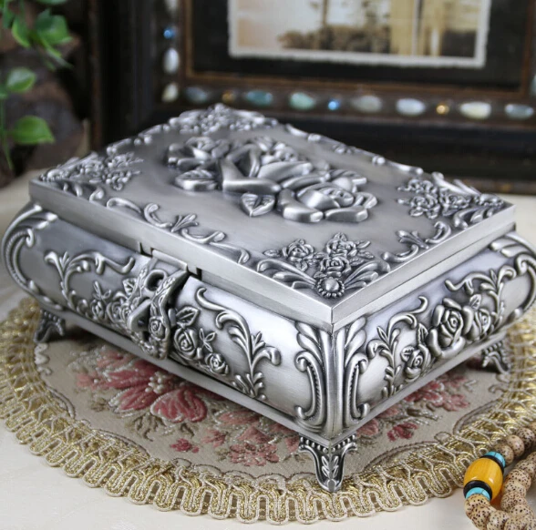 Size L - Vintage Jewellery Case Fashion Jewelry Box Zinc-alloy