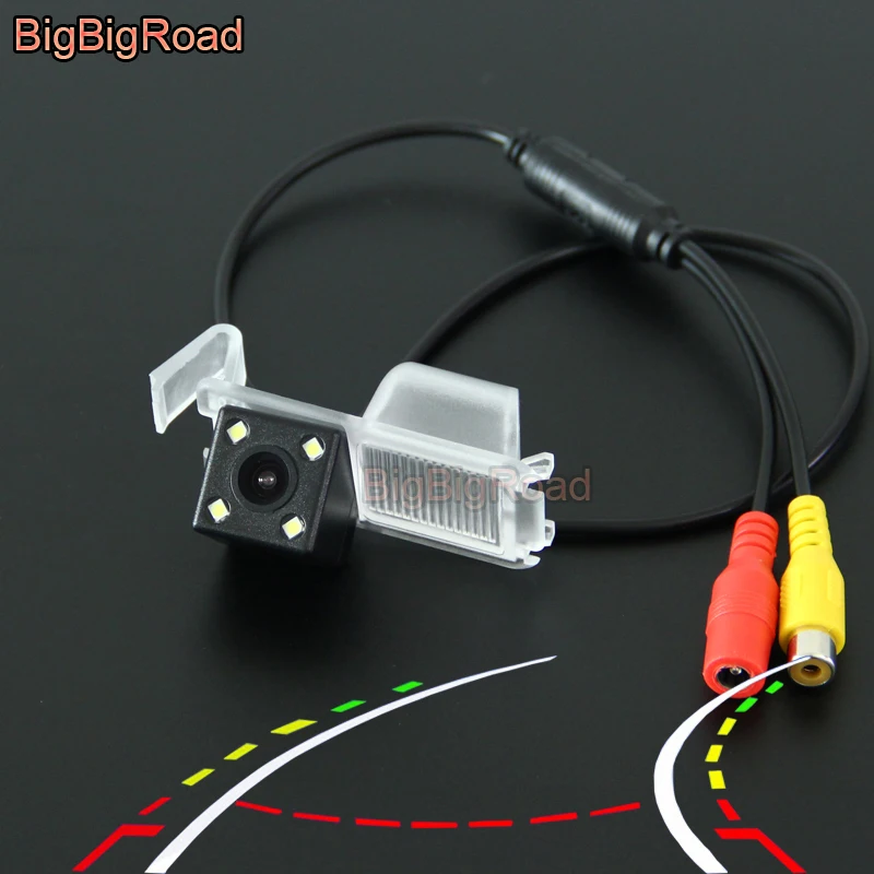 

BigBigRoad Car Intelligent Dynamic Tracks Rear View CCD Camera For chevrolet new sail / Cruze 2015 Night Vision Parking Camera