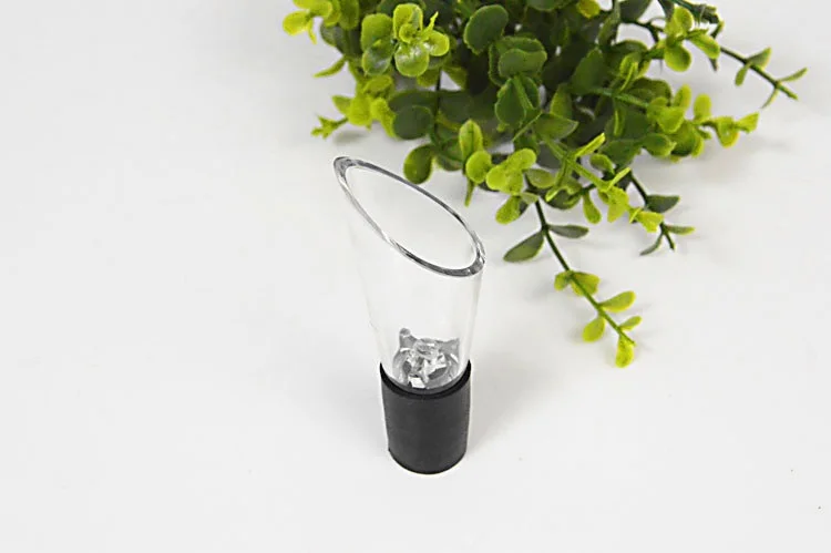 1PC Acrylic Aerating Pourer Decanter Wine Aerator Spout Pourer New Portable Wine Aerator Pourer Wine Accessories LJ 002