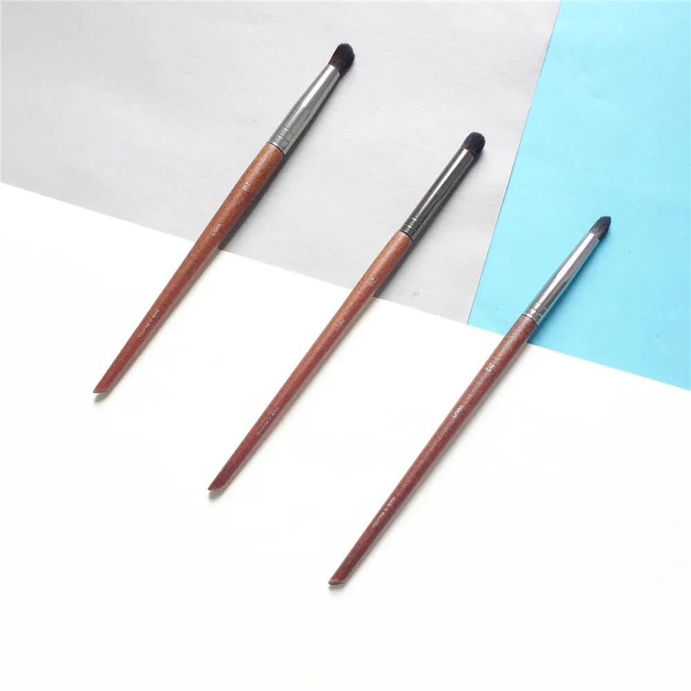 MUFE PRECISION SMUDGER / BLENDER / MEDIUM BLENDER BRUSH 212/216/218 - Wood Synthetic Makeup Eye Shadow Blending Brush