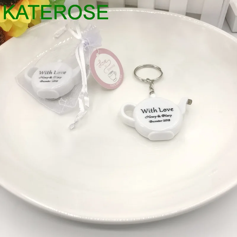 100PCS Cheap Wedding Favors Love is Brewing Teapot Measuring Tape Keychain Customized Key Chain Bridal Shower Party Giveaway