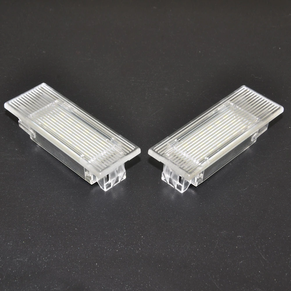 

Super bright 18 SMD LED Luggage Compartment Light Lamp for BMW F10 F20 F30 error free car Interior Luggage Trunk Light bulb