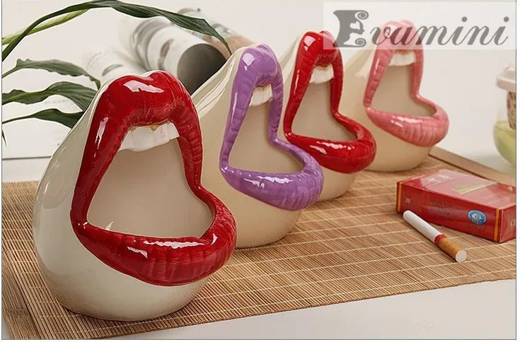China Ceramic Ashtray Cute Cartoon Ashtray Lips Creative Personality Trendy Mouth Fashion Home Mini Send Boyfriend Gift Cigarett
