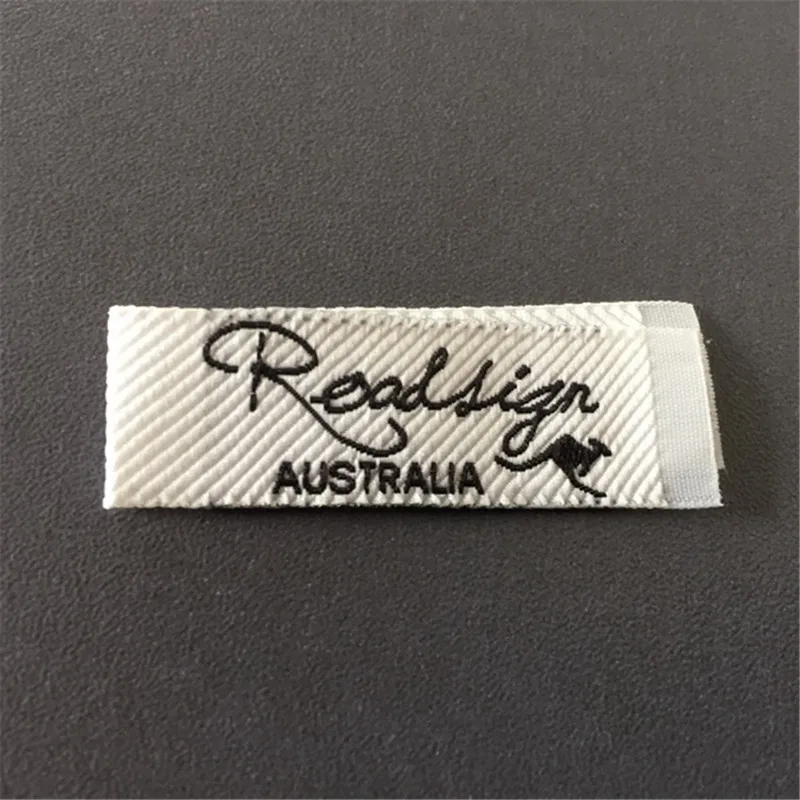 Custom Ultrasonic Cutting Edge Woven Name Label Clothing Label