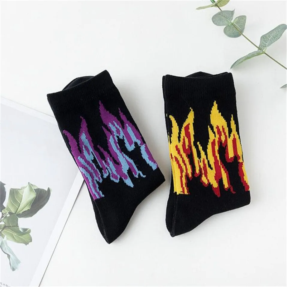 High Fashion Men Hip Hop Socks Hit Color On Fire Crew Socks Red Flame Blaze Power Torch Hot Street Skateboard Cotton Long Socks