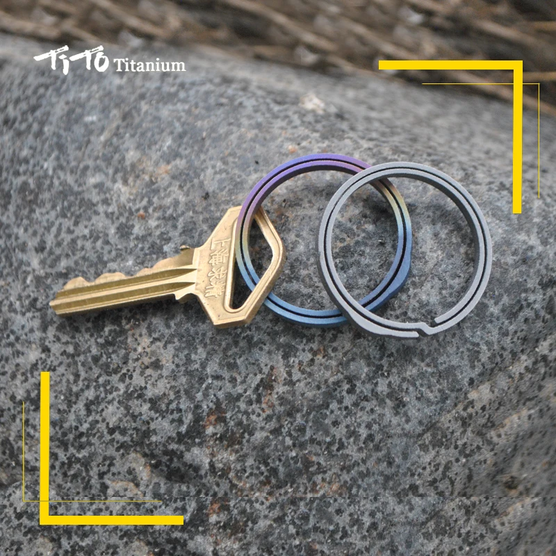 TiTo titanium alloy EDC keychain outdoor portable keyring circle quickdraw tool high strength and lightweight 32mm