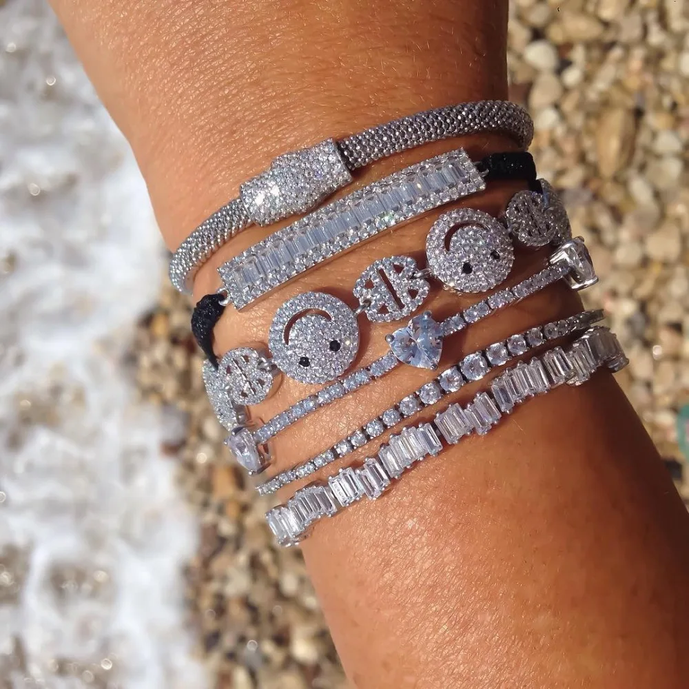Hot Brand Woman 2017 new Sparking micro pave clear zirconia Happy face happy link chain unique stylish bracelet