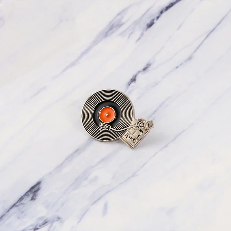 Vinyl Records Player Enamel Pin Vintage badge brooch Lapel pin Denim Jeans shirt bag Cartoon Music Jewelry Gift for Friends