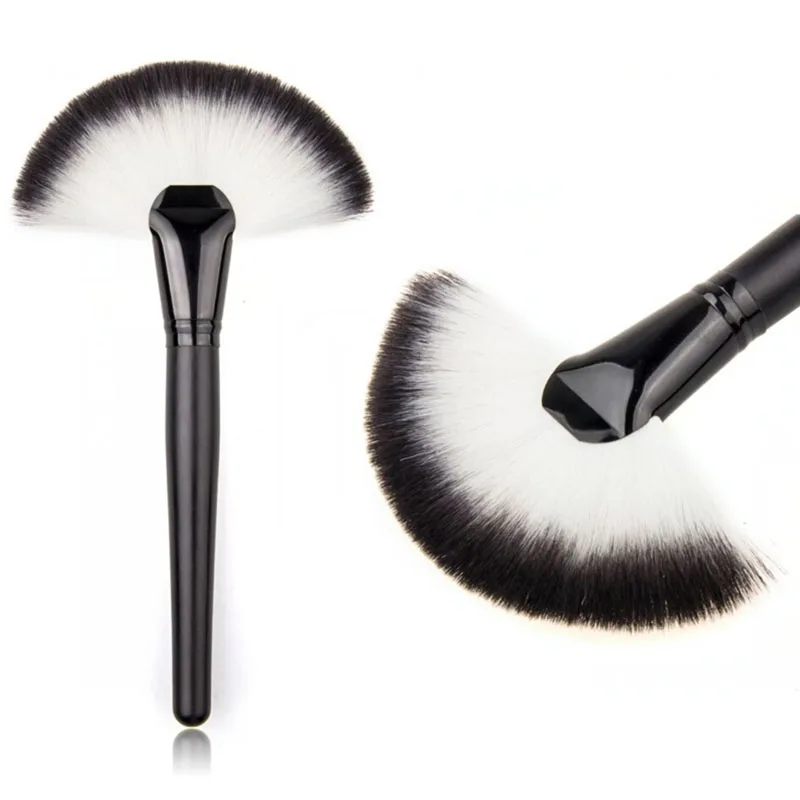 1pcs Large Fan Makeup Brushes Facial Powder Foundation Blusher Concealer Kabuki Brush Cosmetic Tools Pincel Maquiagem