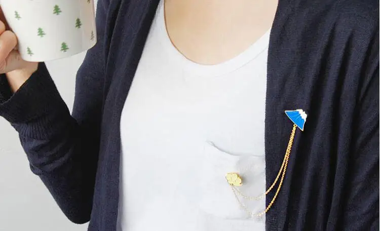 Корейское-ювелирное-изделие-красивое-крепление-fuji-planet-omelette-lucky-cat-Брошь-на-воротник-булавка-оптовая-продажа-облака