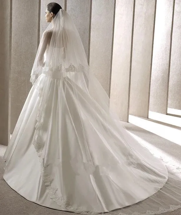 2018 Nuovo 2 Strati Velo da Sposa Velo di Pizzo Velo da Sposa Cattedrale Veil in Bianco, Avorio