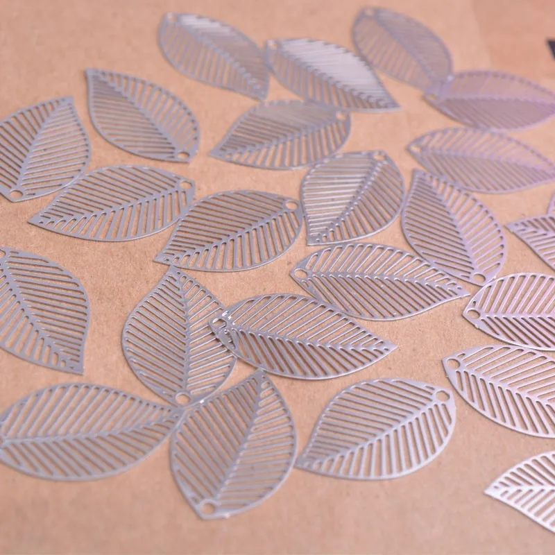 100 Stück AB412 13*22mm Frühlingsfarben Bemalte Anhänger Blätter Charm Gold Khaki Farbe Anhänger DIY Ohrring-Zubehör – Detail 2