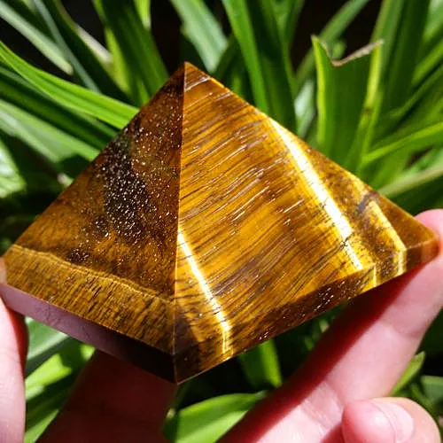 TOP!!! 300--400g   Natural Tiger  s Eye QUARTZ CRYSTAL Pyramid