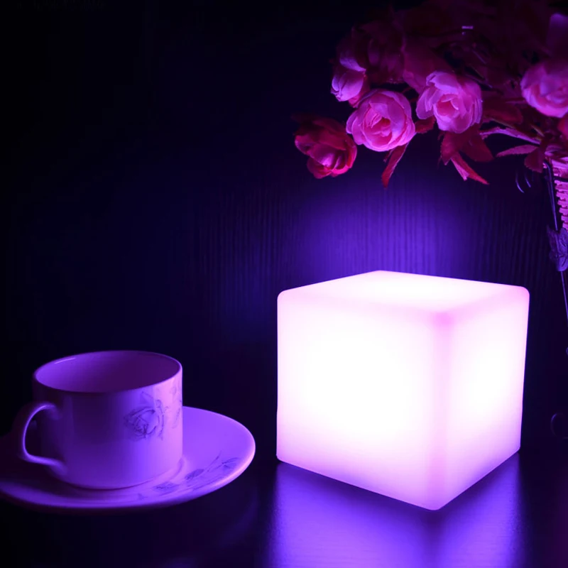 10*10*10CM LED Cube Table Light 16-Color Changing 24Key Remote Control Bar Holiday Wedding Christmas Romantic RGB LED Light Lamp