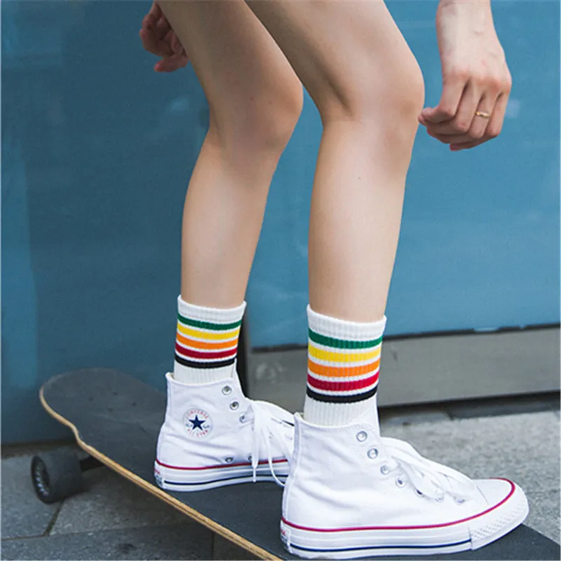 Harajuku Cool Skateborad Short Rainbow Socks Art Women Fashion White Cotton Cocks Hipster Cartoon Colored Ankle Socks Female