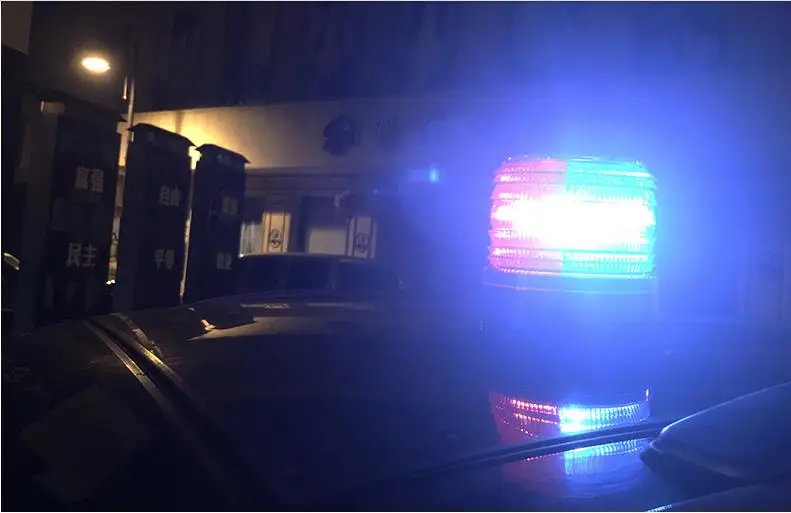 Rotierende Rot-Blaue Blinkende Warnleuchte Endlos Blinkende LED-Fahrzeug-Warnlampe Bau-Straßen-Verkehrssignallampe – Detail 6