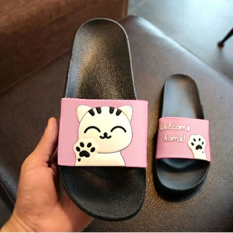 Musim Panas Wanita Sandal Pasangan Liburan Pantai Slide Unisex Sandal Kartun Kucing Cetak Mandi Alas Kaki Keluarga Yang Sesuai dengan Sepatu