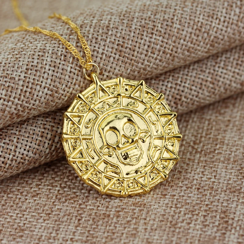 Fashion Retro Movie Pirates of the Caribbean Necklace Aztec coin Vintage Gold Captain Jack Sparrow Medallion Skull Men Necklaces