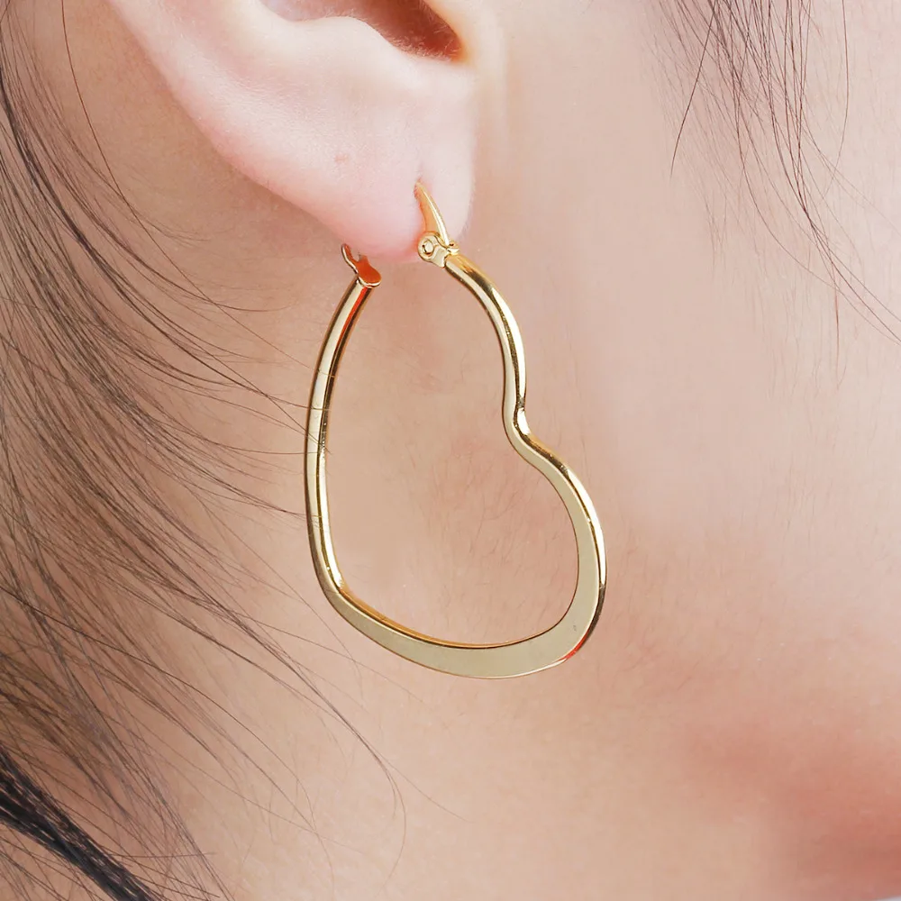 304 Stainless Steel Hoop Earrings Women Girls Fashion Earrings Gold color Heart Simple 2018 Hot Sale 29mm x 23mm, 1Pair