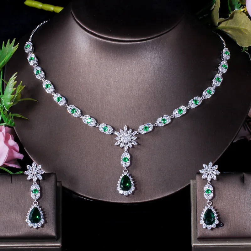 Pera Luxury Bridal Big Water Long Cubic Zirconia Green Drop Necklace and Earring Sets for Women Wedding Jewelry Accessories J092