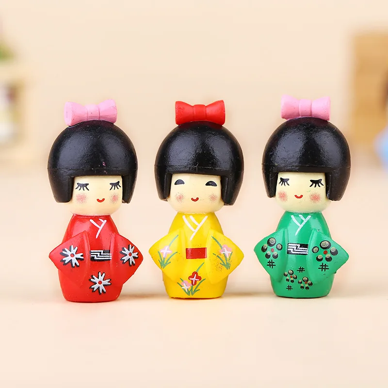 Newest Japanese cute Girl Figurine Bonsai Decoration mini home decor miniature fairy garden decoration accessories modern statue