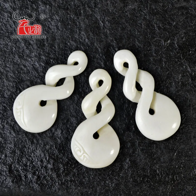 

3PCS Handmade Carved Yak Bone Infinity Twisted Maori Pendant New Zealand Style Bone white Beads DIY Jewelry Accessory 43mmX21mm