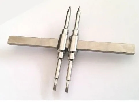 Grass grass hand wrench shaft wrench head tool wrench lens tool lens repair mildew removal tool