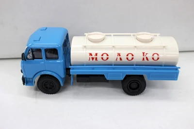 1:43 alloy car models, high simulation MAZ AC-8 Russia Kamaz tanker truck,metal castings,educational toy vehicles,free shipping