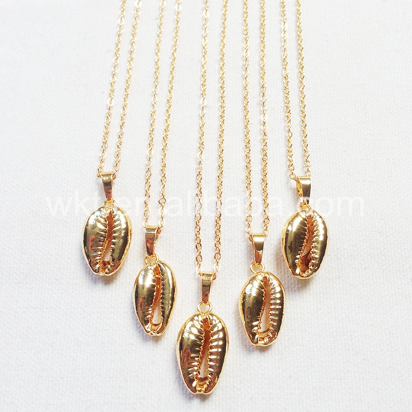 

WT-JN002 Latest Gold Cowrie Shell Pendant Jewelry Pendant in Gold Electroplated Gold Chain Necklace